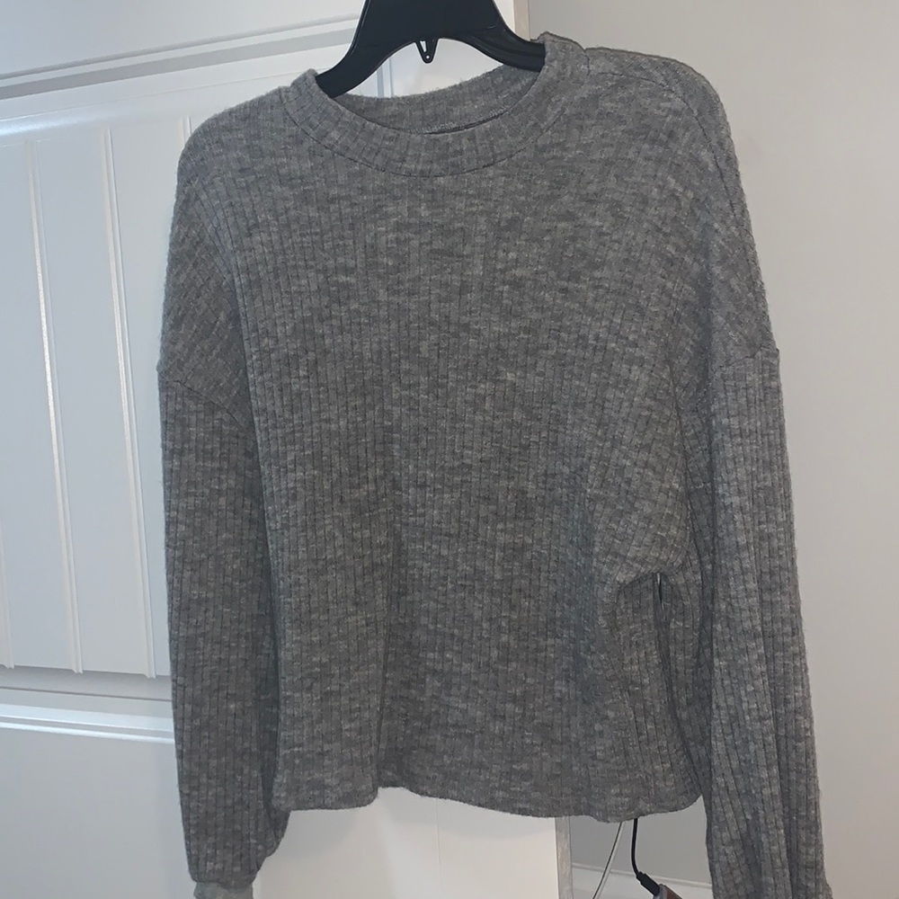 H&M sweater